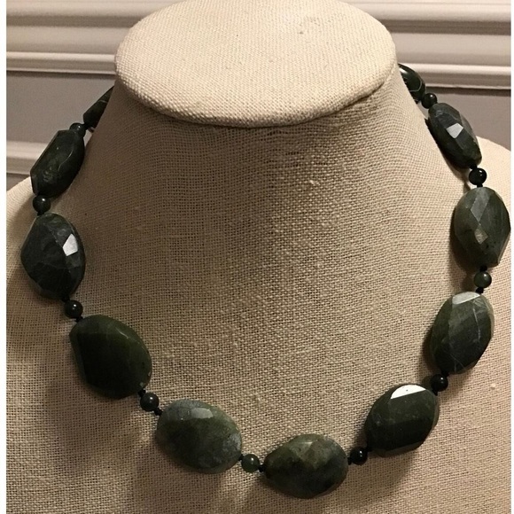 Serpentine Artisan Necklace Handcrafted 💚GORGEOUS HEALING 18”🧘‍♀️ - Picture 2 of 16